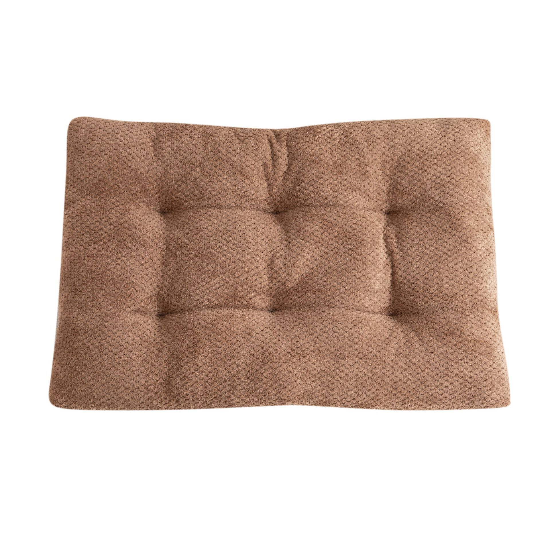 Keep Your Furry Friends Cozy This Winter with Our Winter Warm Pet Bed